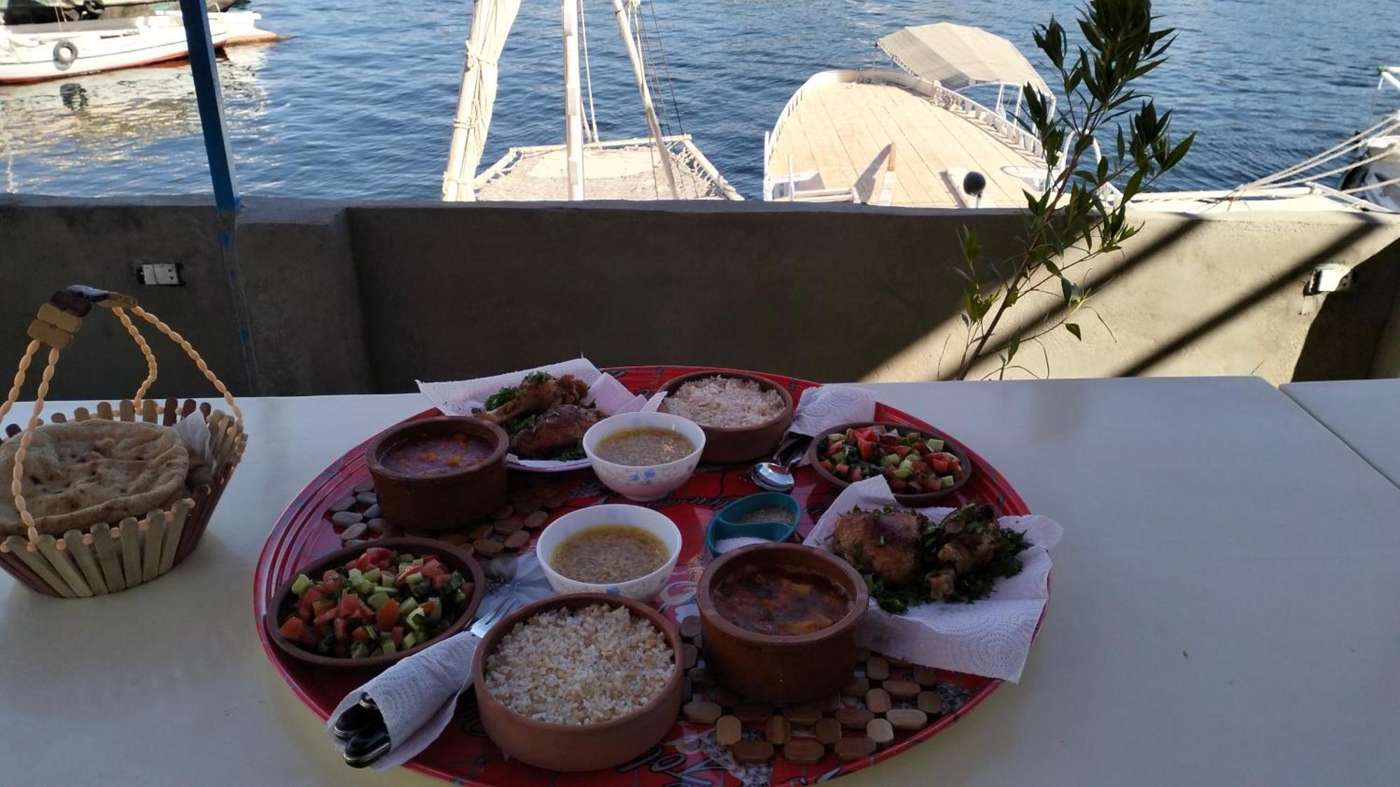 Onaty Narty Guest House Aswan Exterior photo